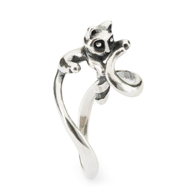 Cat at Ease Fantasy Ring